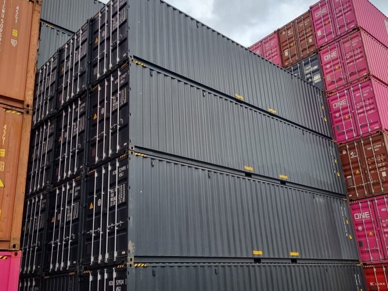 40 Fuß High Cube Container, schwarzgrau 40 Fuß High Cube Container, schwarzgrau