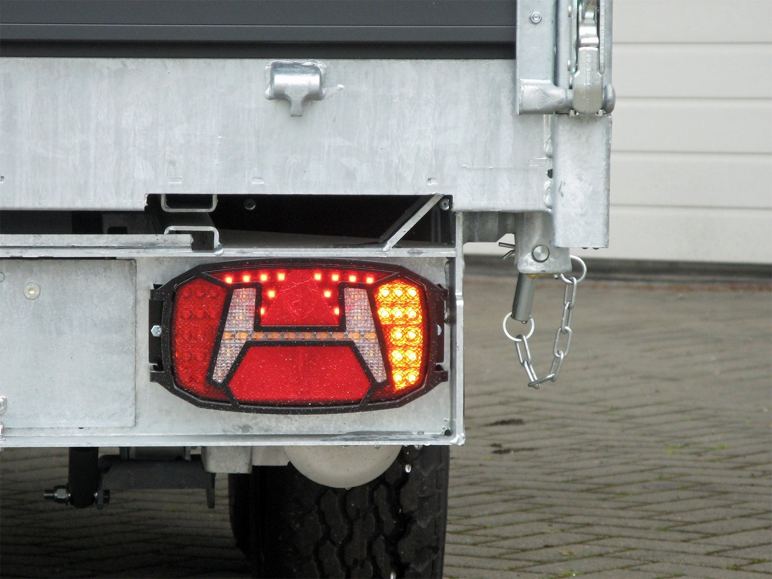 Hapert Cobalt Plus 3500 3-Seiten-Kipper Hapert Cobalt Plus 3500 3-Seiten-Kipper