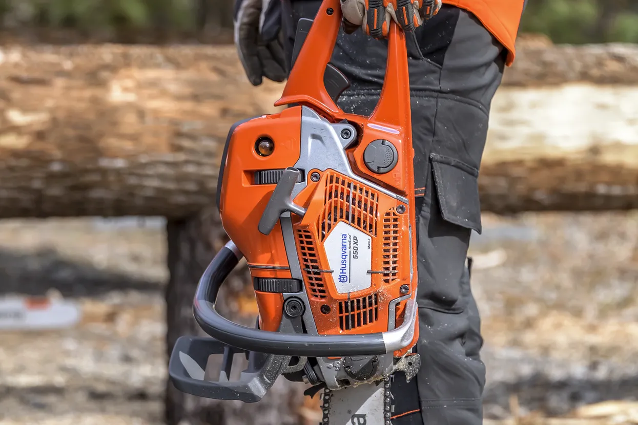 Husqvarna 550 XP® G Mark II – X-Torq Husqvarna 550 XP® G Mark II – X-Torq
