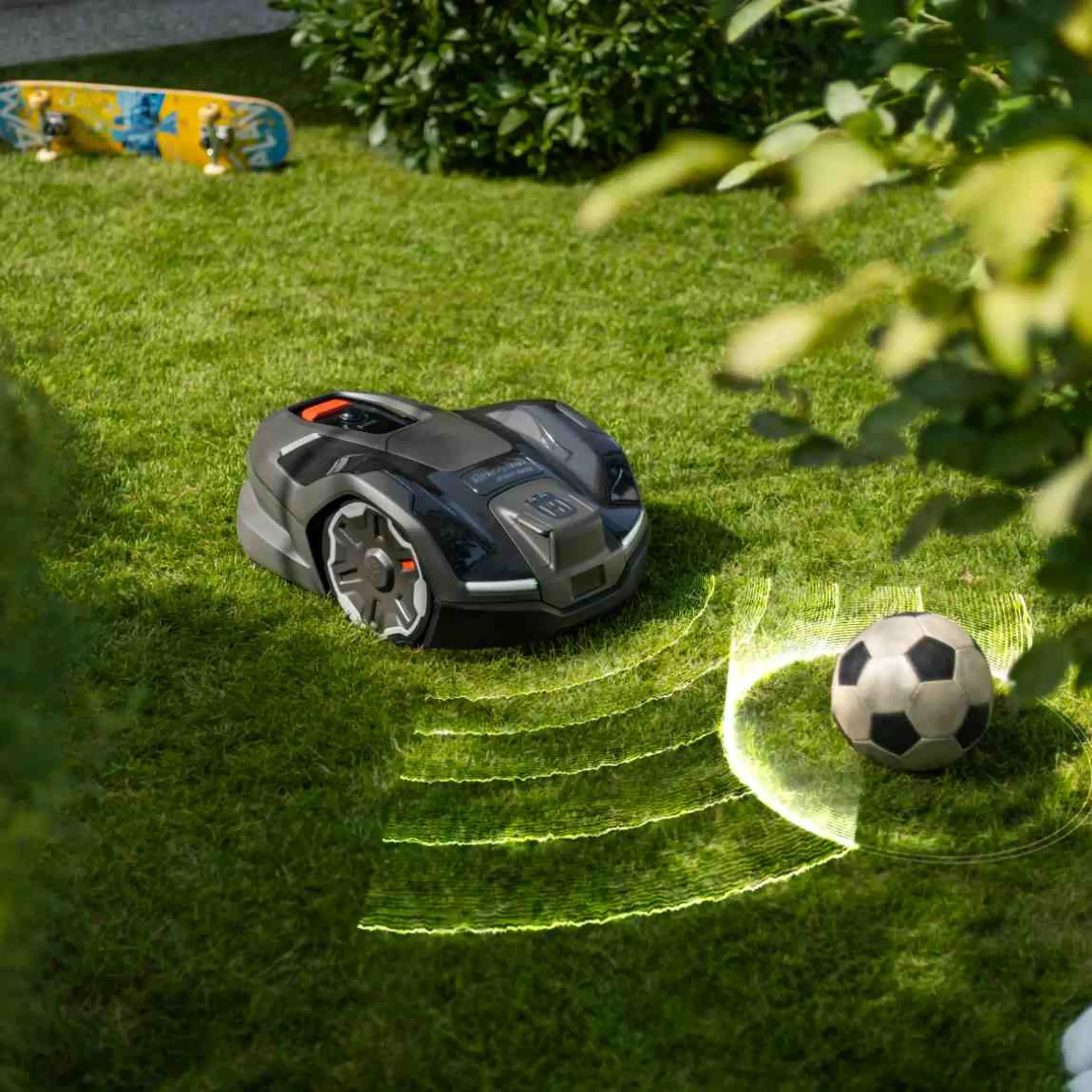 Husqvarna Automower 405XE NERA + Garage Husqvarna Automower 405XE NERA + Garage