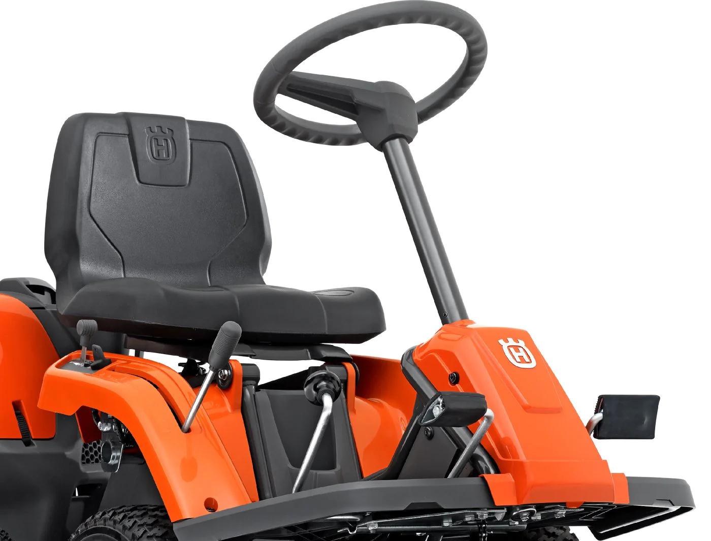 Husqvarna R 112C mit Mähdeck Combi 85 – Winterpaket mit Schneeschild, Gummileiste und Schneeketten – Modell 2025 Husqvarna R 112C mit Mähdeck Combi 85 – Winterpaket mit Schneeschild, Gummileiste und Schneeketten – Modell 2025