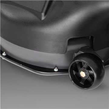 HUSQVARNA Rasentraktor TC 238T – mit Schneeschild 120Plus HUSQVARNA Rasentraktor TC 238T – mit Schneeschild 120Plus