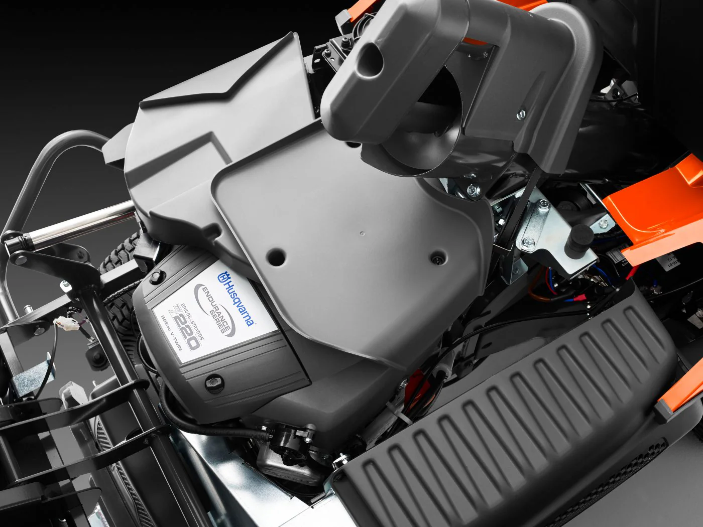 Husqvarna RC 320Ts AWD – ohne Mähdeck – Modell 2025 Husqvarna RC 320Ts AWD – ohne Mähdeck – Modell 2025