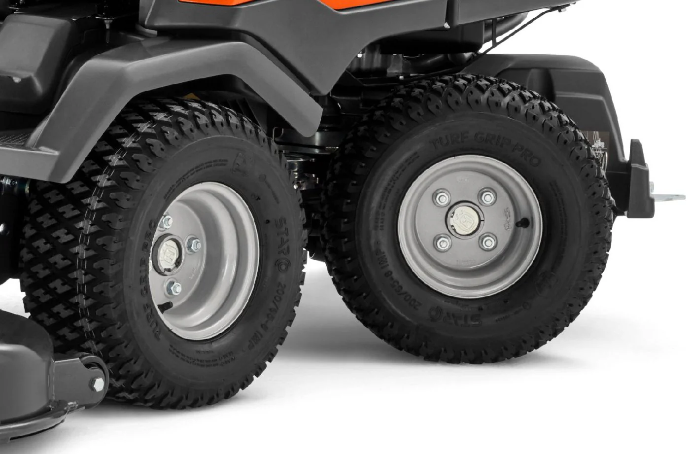 Husqvarna Rider R 419TsX AWD – ohne Mähdeck – Modell 2025 Husqvarna Rider R 419TsX AWD – ohne Mähdeck – Modell 2025