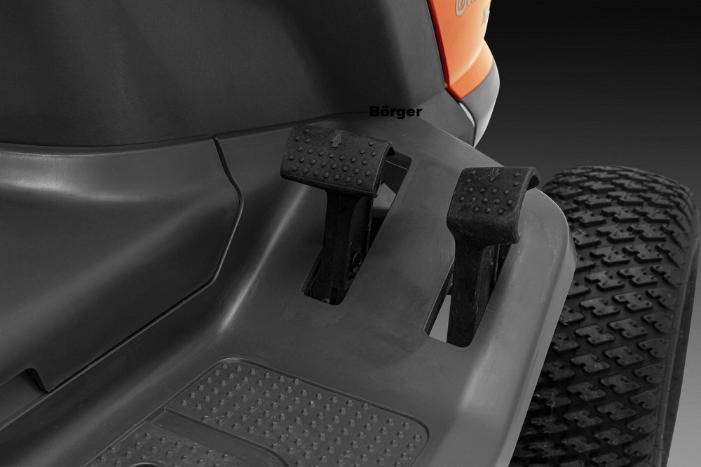 Husqvarna TS 112 -inkl. Winterpaket 110 mit Grasfangbox 210l Husqvarna TS 112 -inkl. Winterpaket 110 mit Grasfangbox 210l