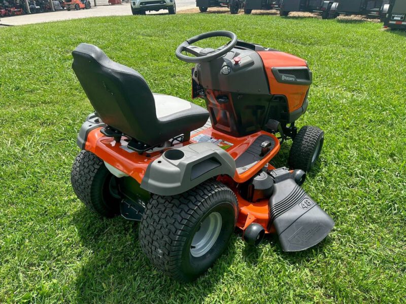 Husqvarna TS 148XK 48" Lawn Tractor 24HP KOH (Scratch and Dent)