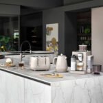 Kaffeevollautomat De’Longhi EXAM440.55.GB Rivelia Milk Beige