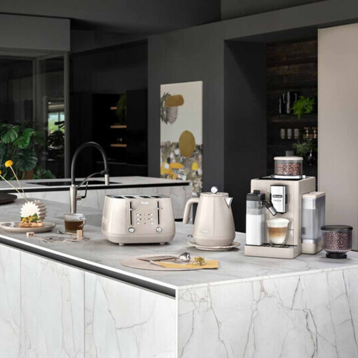 Kaffeevollautomat De’Longhi EXAM440.55.GB Rivelia Milk Beige Kaffeevollautomat De’Longhi EXAM440.55.GB Rivelia Milk Beige