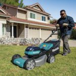 Makita 40V max XGT Brushless 21" Self‐Propelled Commercial Lawn Mower Kit GML01PL